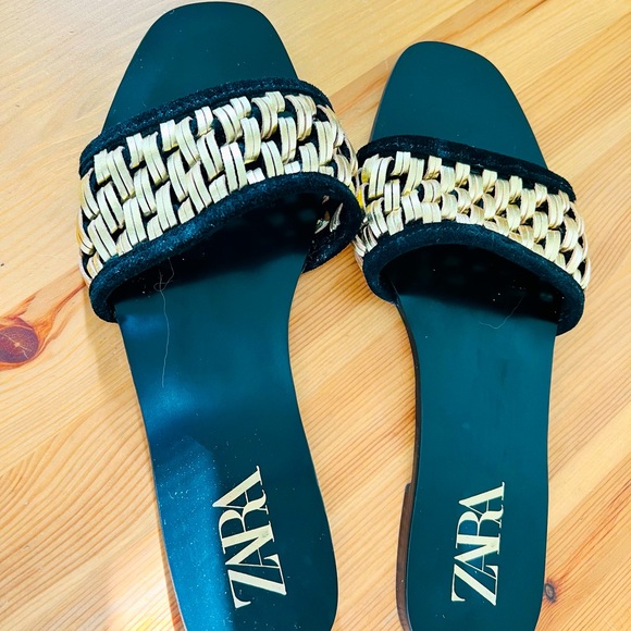 Zara leather sandals - Picture 1 of 3